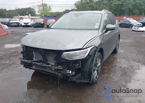 2023 Volkswagen Tiguan 2.0T Se z USA, uszkodzony, nr VIN 3VVMB7AX2PM037821